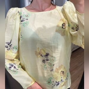 Rebecca Taylor Yellow Blouse , Long Sleeve , Crew neckline, Puffed Sleeves Sz M